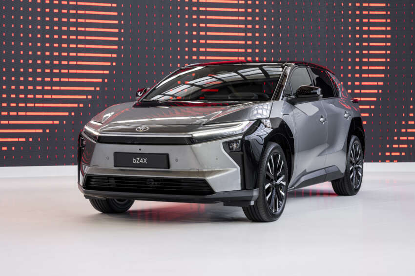 2025 Toyota bZ4X facelift – EV SUV gets 22 kW AC charging, up to 573 km range, more power, new dash 1889927