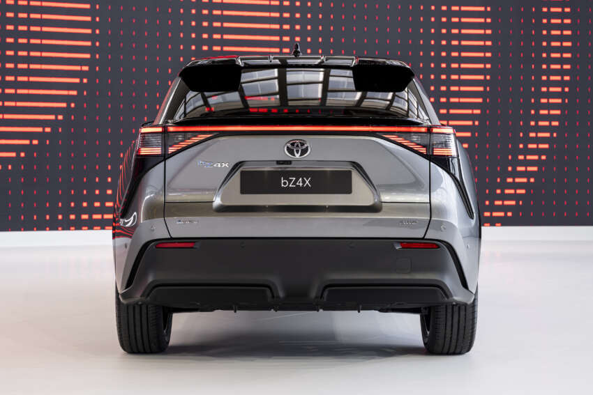 2025 Toyota bZ4X facelift – EV SUV gets 22 kW AC charging, up to 573 km range, more power, new dash 1889931