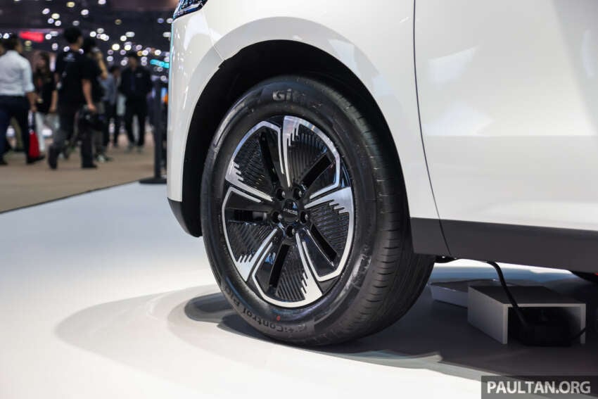 Bangkok 2025: Jaecoo J5 EV shown with 211 PS, 288 Nm, 470 km NEDC range; coming to Malaysia Q4 2025? 1894423