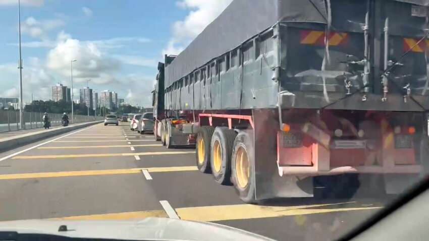 Banning heavy vehicles from using the right lane on highways not a practical move, say lorry associations 1891579