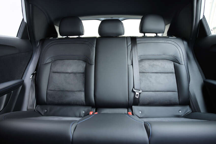 MG4 EV Standard gets optional leatherette with suede seat upgrade – RM1.6k for new and current owners 1888661