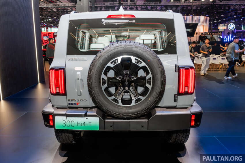 GWM Tank 300 facelift shown in Shanghai with revised interior and tech – 2.0T, diesel, PHEV, from RM120k 1904708