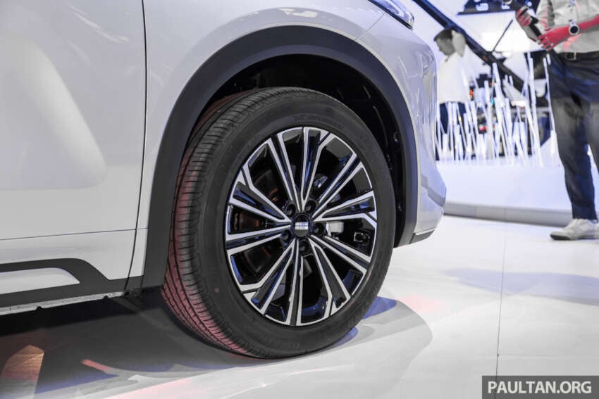 Geely Galaxy Starship 7 EM-i shown at Auto Shanghai 2025 – Proton eMas 7 PHEV twin gets 120 km EV range 1905507