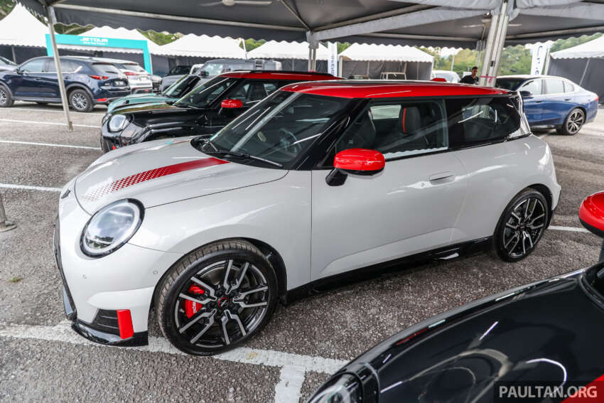 MINI JCW 3 Door petrol and electric, JCW Aceman, Cooper Convertible debut at Malaysia Autoshow 2025 1913152