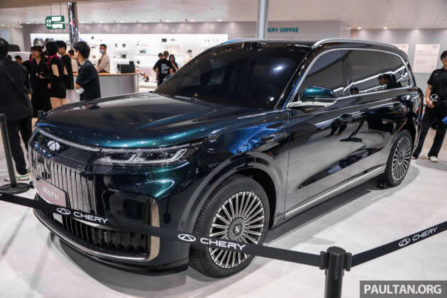 Chery Fulwin T11 on display at Auto Shanghai – new flagship PHEV SUV with up to 1,400 km hybrid range