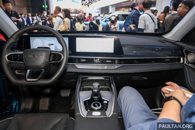 2025 Chery Tiggo 7 facelift with CSH PHEV powertrain on display at Auto Shanghai – coming to Malaysia?