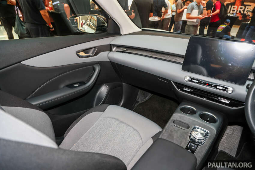 MG S5 EV 2025 dilancarkan di Malaysia – 49 atau 62 kWj, jarak gerak hingga 430 km; harga dari RM111k 1916432