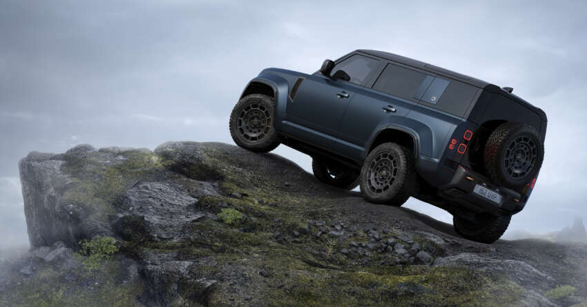 Land Rover Defender updated for 2026 model year – revised headlamps, larger 13.1-inch touchscreen 1919209