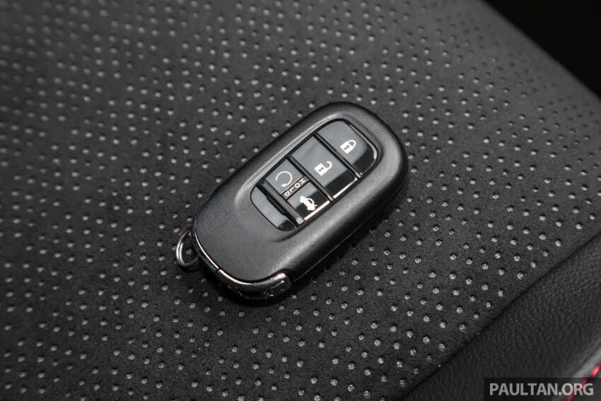 2025 Honda Civic facelift Malaysian review – turbo vs hybrid; which of the C-segment bestseller is better? 1921459