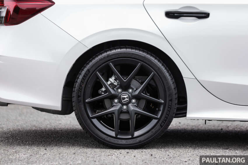 2025 Honda Civic facelift Malaysian review – turbo vs hybrid; which of the C-segment bestseller is better? 1921193