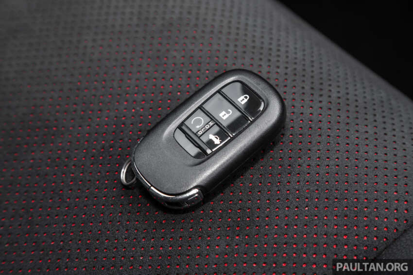 2025 Honda Civic facelift Malaysian review – turbo vs hybrid; which of the C-segment bestseller is better? 1921285