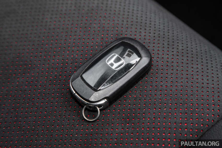 2025 Honda Civic facelift Malaysian review – turbo vs hybrid; which of the C-segment bestseller is better? 1921286