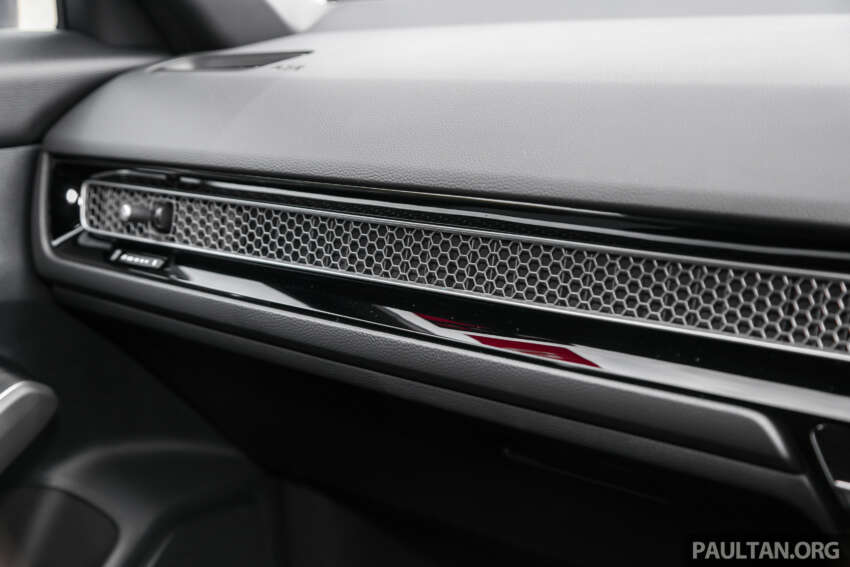 2025 Honda Civic facelift Malaysian review – turbo vs hybrid; which of the C-segment bestseller is better? 1921287