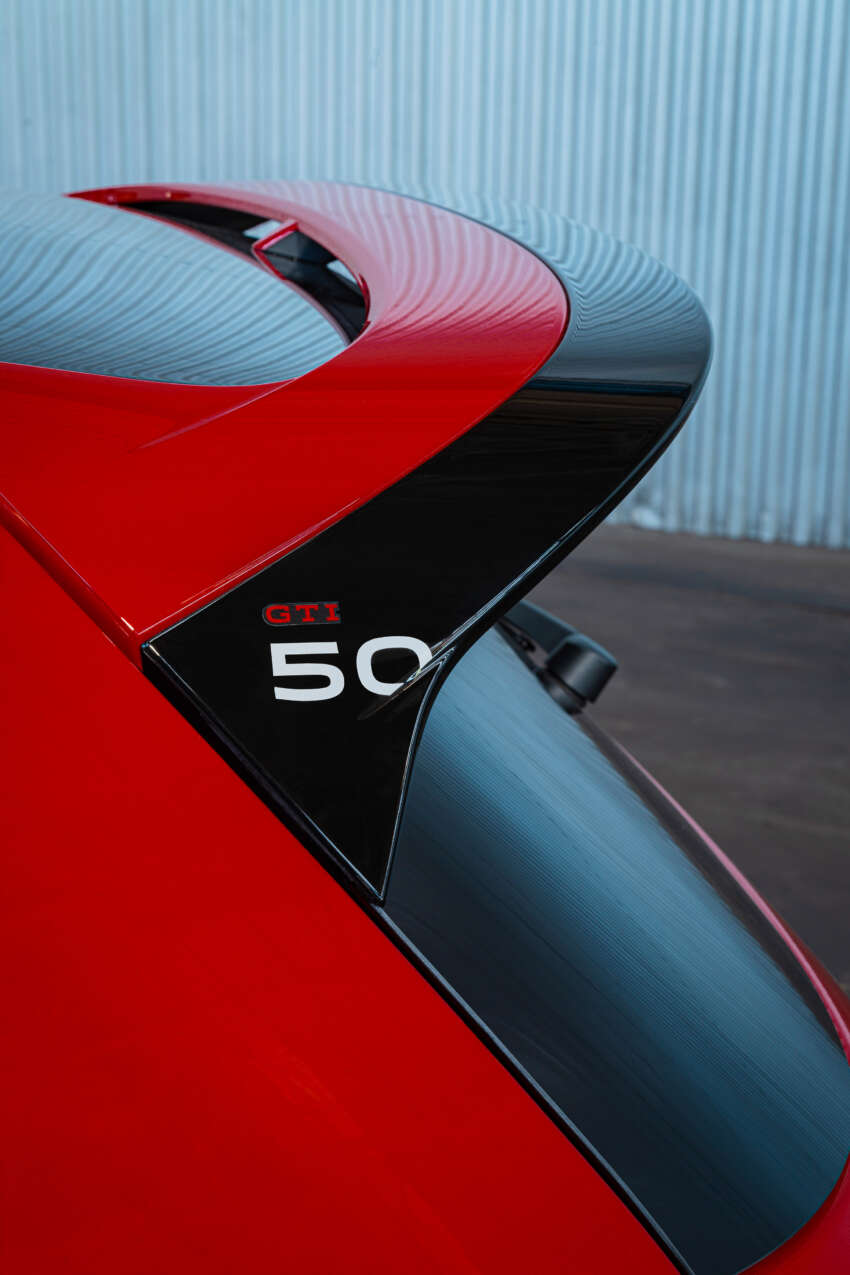 2026 Volkswagen Golf GTI Edition 50 debuts – 325 PS, 420 Nm; fastest production VW on the Nurburgring 1929761