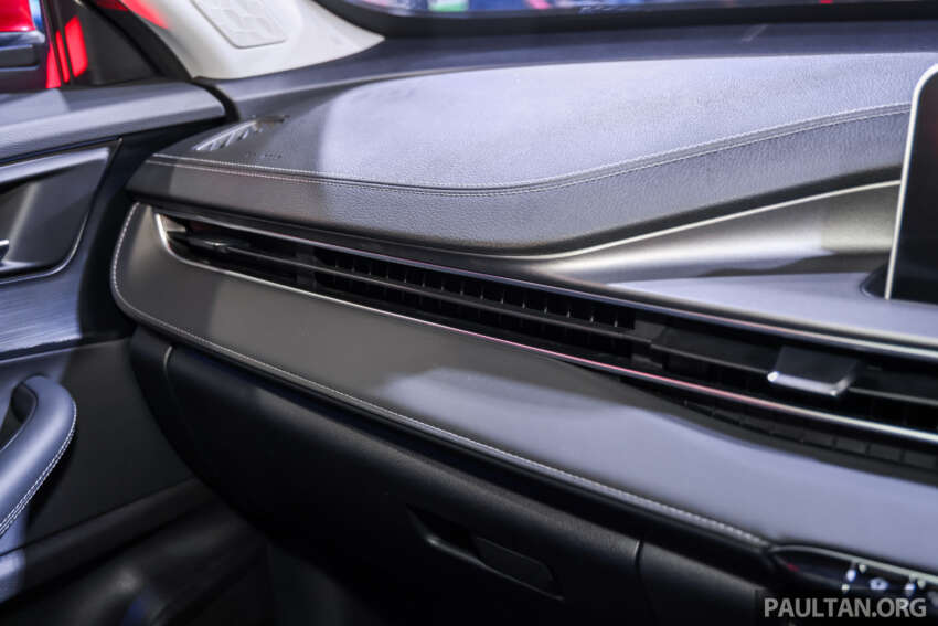 2025 Chery Tiggo Cross launched in Malaysia – Turbo variant at RM88,800, Hybrid at RM99,800; ADAS std 1938497