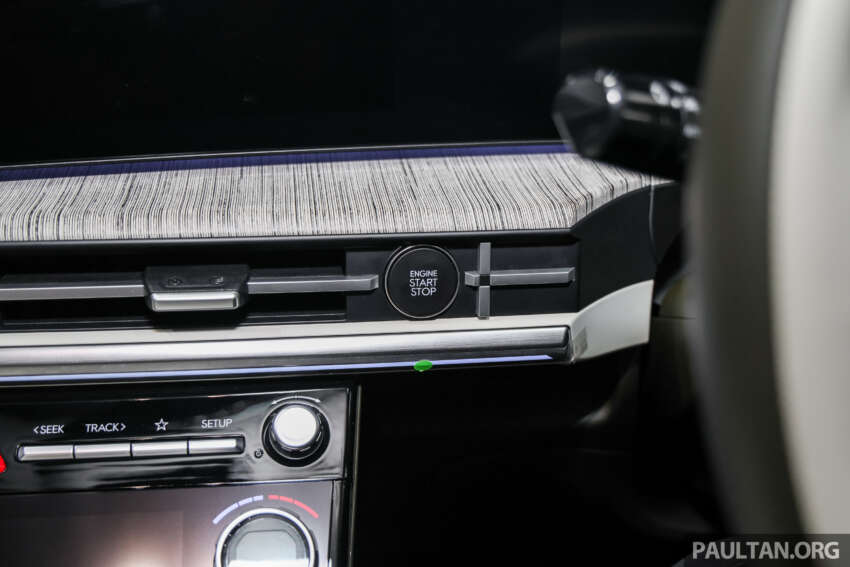 Hyundai Santa Fe 2025 dilancar di M’sia — 1.6T hibrid dan 2.5T petrol, jaminan 8-tahun; harga dari RM225k 1944522