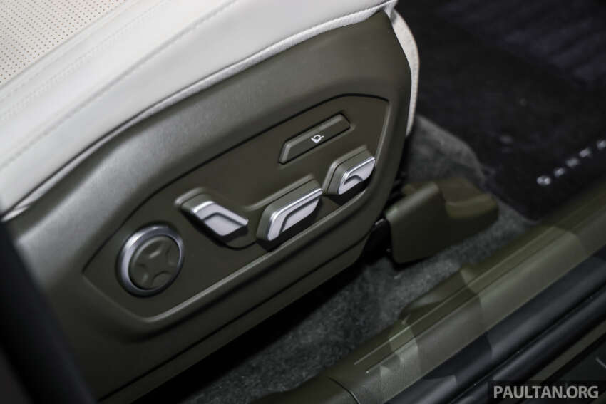 Hyundai Santa Fe 2025 dilancar di M’sia — 1.6T hibrid dan 2.5T petrol, jaminan 8-tahun; harga dari RM225k 1944543