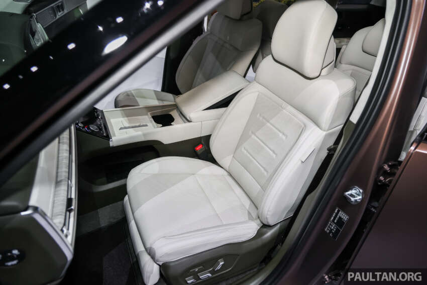 Hyundai Santa Fe 2025 dilancar di M’sia — 1.6T hibrid dan 2.5T petrol, jaminan 8-tahun; harga dari RM225k 1944545