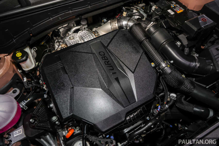 Hyundai Santa Fe 2025 dilancar di M’sia — 1.6T hibrid dan 2.5T petrol, jaminan 8-tahun; harga dari RM225k 1944513
