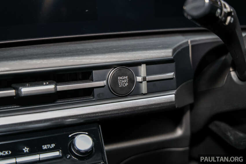 2025 Hyundai Santa Fe in Malaysia – 5th-gen hybrid, 2.5T petrol, 10 airbags, 8-yr warranty, fr RM225k 1935178