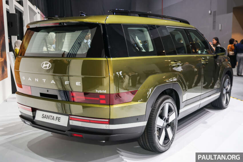 Hyundai Santa Fe 2025 dilancar di M’sia — 1.6T hibrid dan 2.5T petrol, jaminan 8-tahun; harga dari RM225k 1944453