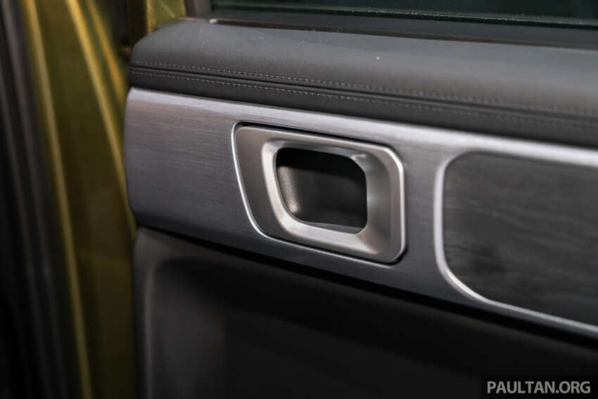 2025 Hyundai Santa Fe in Malaysia – 5th-gen hybrid, 2.5T petrol, 10 airbags, 8-yr warranty, fr RM225k 1935197