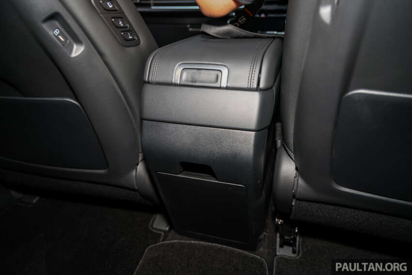 Hyundai Santa Fe 2025 dilancar di M’sia — 1.6T hibrid dan 2.5T petrol, jaminan 8-tahun; harga dari RM225k 1944495
