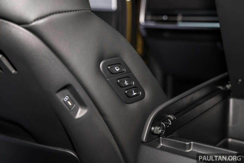 2025 Hyundai Santa Fe in Malaysia – 5th-gen hybrid, 2.5T petrol, 10 airbags, 8-yr warranty, fr RM225k 1935205