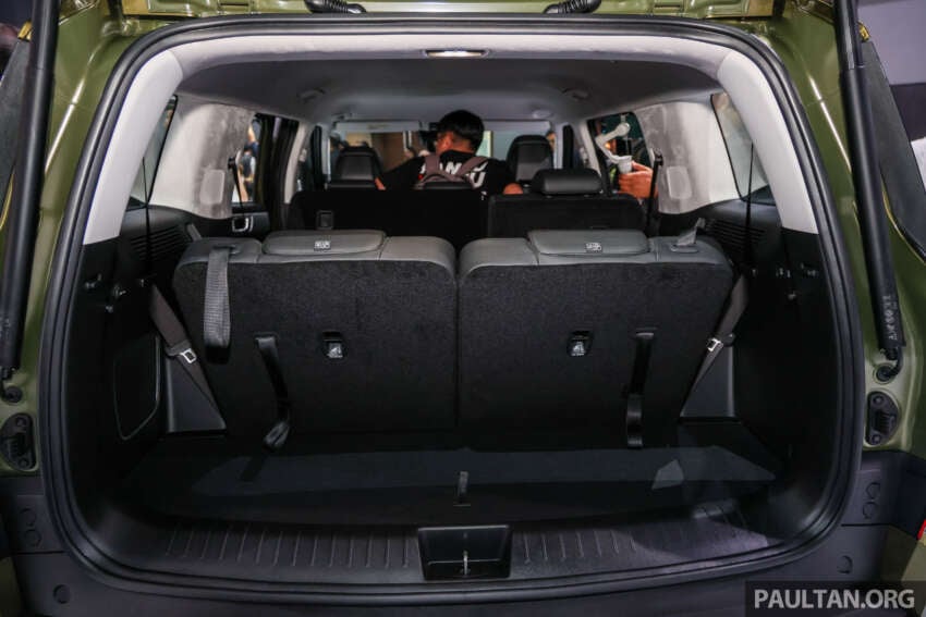 2025 Hyundai Santa Fe in Malaysia – 5th-gen hybrid, 2.5T petrol, 10 airbags, 8-yr warranty, fr RM225k 1935208