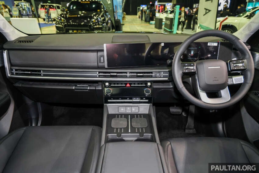 2025 Hyundai Santa Fe in Malaysia – 5th-gen hybrid, 2.5T petrol, 10 airbags, 8-yr warranty, fr RM225k 1944408