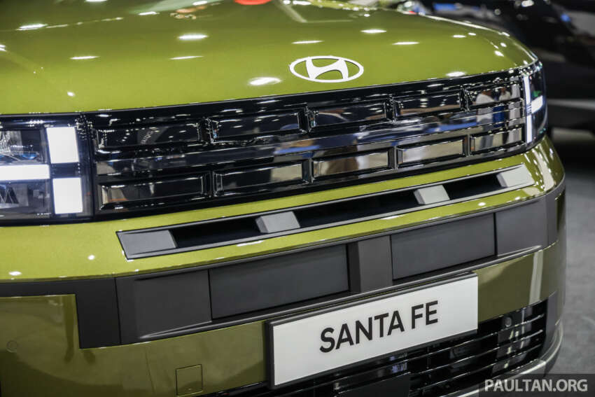 2025 Hyundai Santa Fe in Malaysia – 5th-gen hybrid, 2.5T petrol, 10 airbags, 8-yr warranty, fr RM225k 1944397