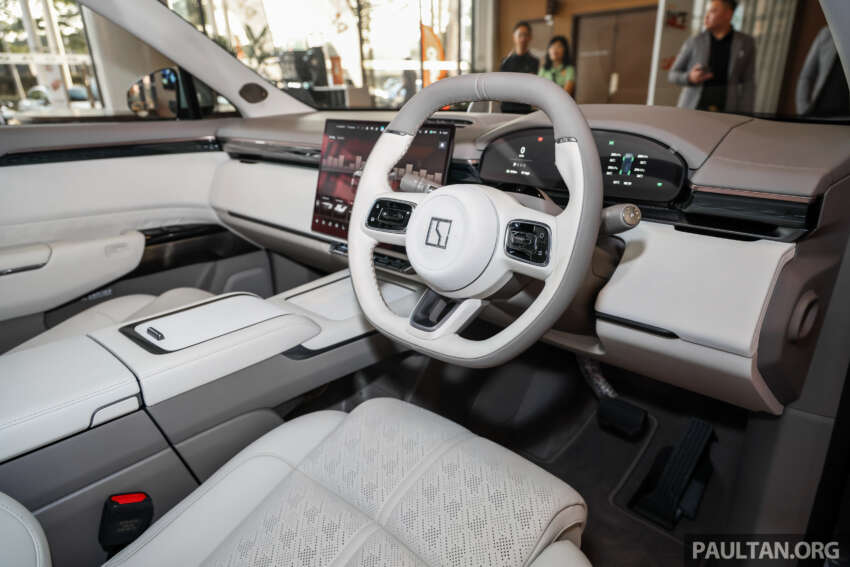 Zeekr 7X EV shown at PACE 2025 – AWD Performance unit has 20-inch alloys, adaptive air suspension 1943383