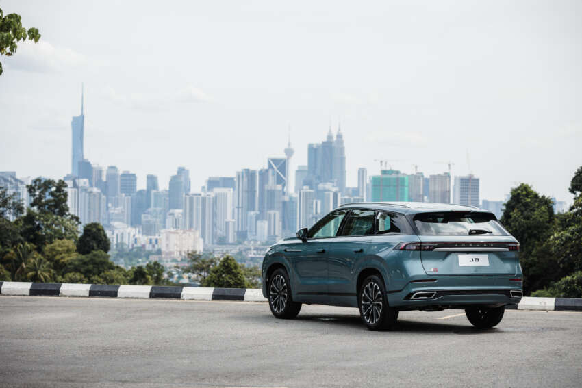 Jaecoo J8 launched in Malaysia – D-segment SUV, CKD, 2.0T, 5-seater 2WD and 6-seater AWD, fr RM179k 1942582