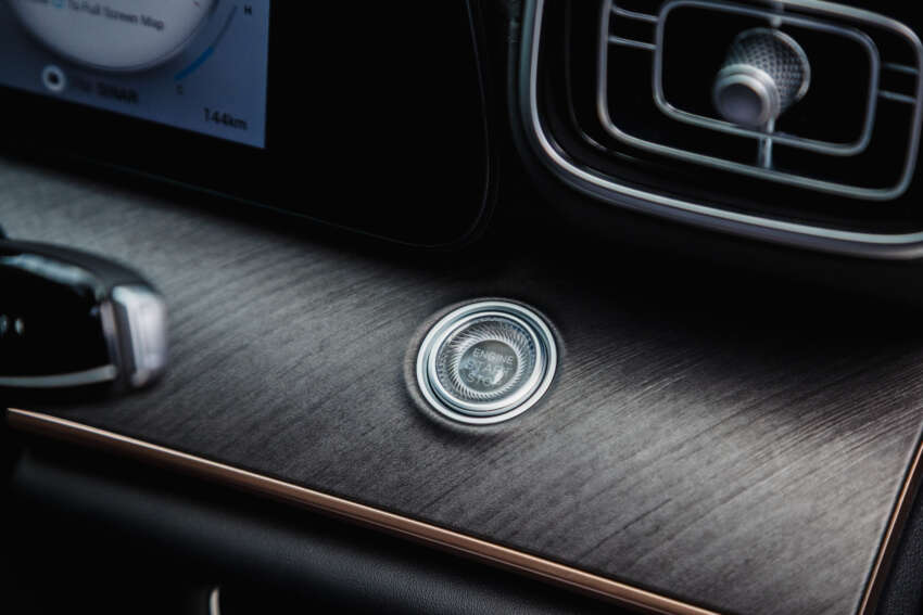 Jaecoo J8 launched in Malaysia – D-segment SUV, CKD, 2.0T, 5-seater 2WD and 6-seater AWD, fr RM179k 1942816