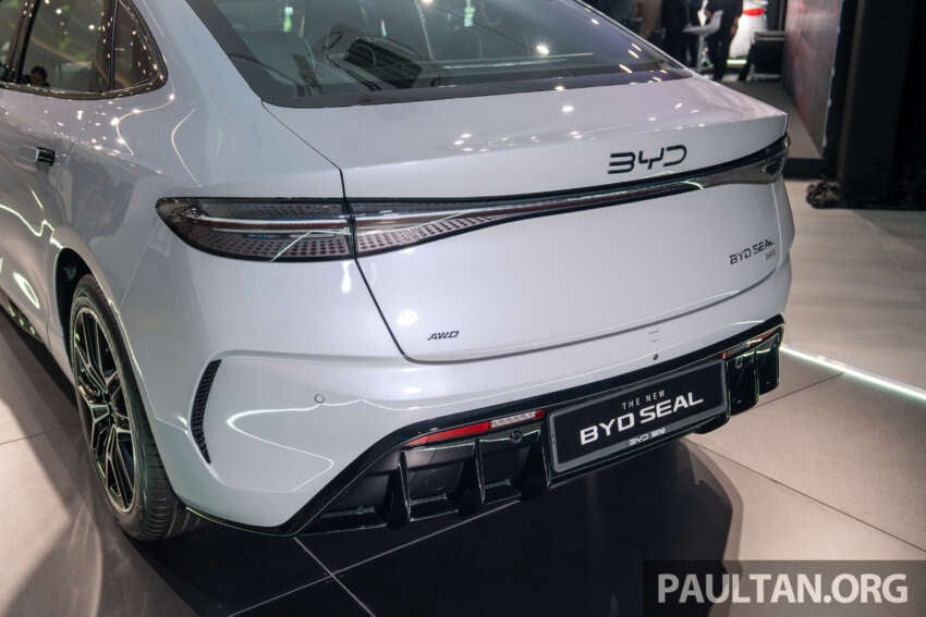 BYD Seal updated in Malaysia – new wheels, adaptive dampers, powered shade for sunroof, fr. RM171,800 1959110