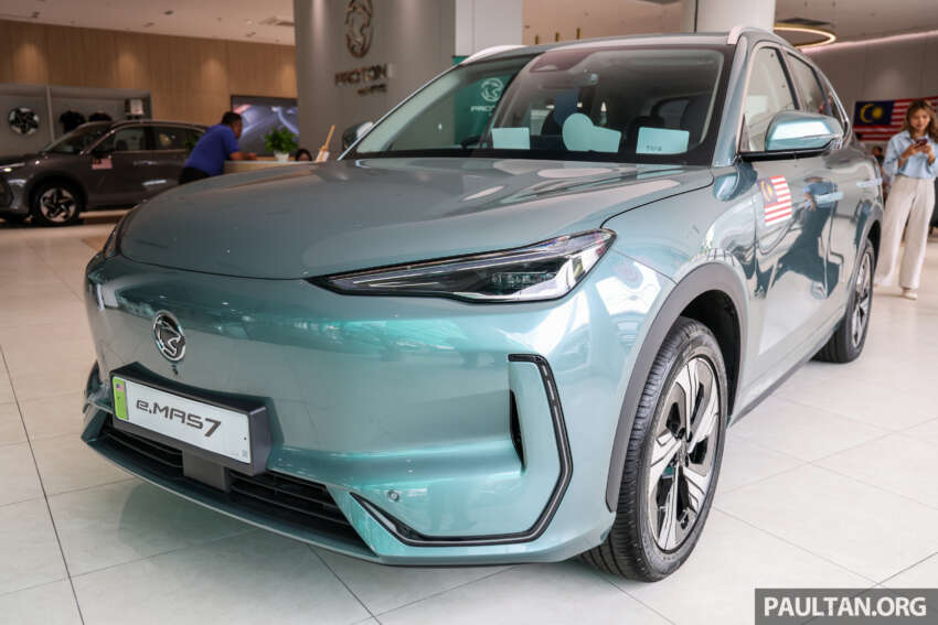 Proton eMas 7 now comes with free tonneau cover for existing, new customers – OTA brings Apple CarPlay 1960948