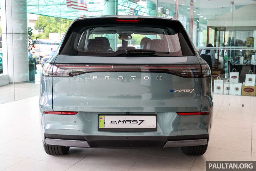 Proton eMas 7 now comes with free tonneau cover for existing, new customers – OTA brings Apple CarPlay 1960953