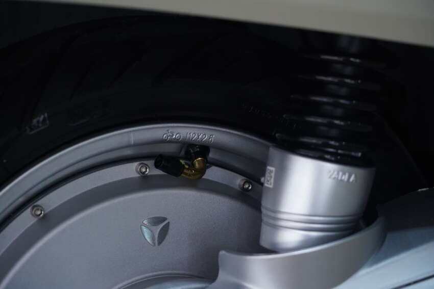 2025 Yadea RS20 e-scooter for Malaysia, RM4,998 1956736