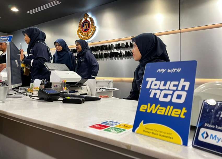 JPJ announces e-wallet payment option now available at all counters nationwide – TnG, GrabPay, MAE, Boost 1961507