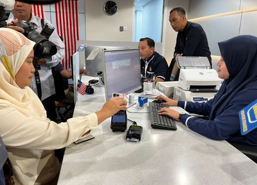 JPJ announces e-wallet payment option now available at all counters nationwide – TnG, GrabPay, MAE, Boost 1961508