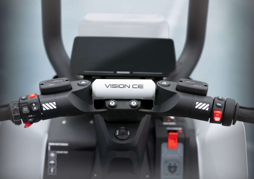 BMW Motorrad Vision CE e-scooter comes with cage 1963016