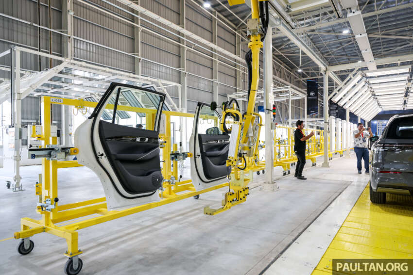 Proton’s dedicated EV plant in Tg Malim launched – CKD eMas 7 kicks off production, eMas 5 next up 1964137