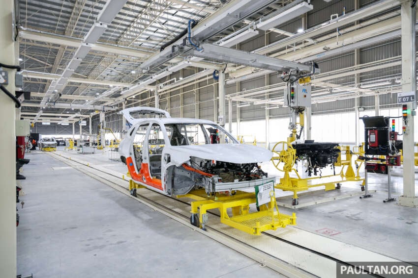 Proton’s dedicated EV plant in Tg Malim launched – CKD eMas 7 kicks off production, eMas 5 next up 1964125