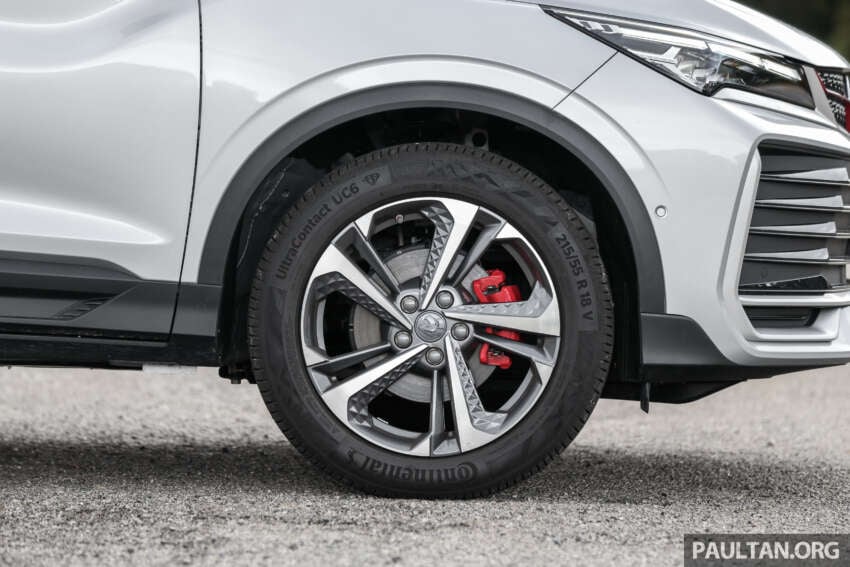 2025 Proton X50 facelift – full gallery of Flagship variant with big spoiler, two-tone interior, sunroof 1970444