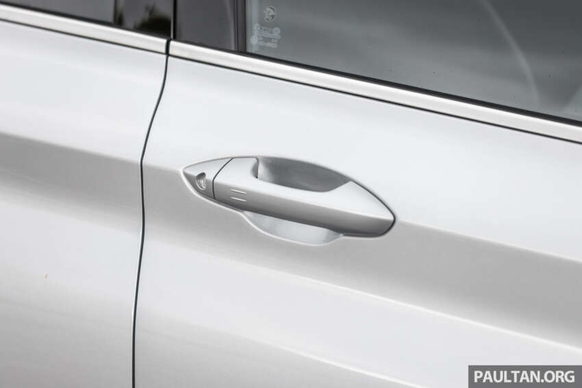 2025 Proton X50 facelift – full gallery of Flagship variant with big spoiler, two-tone interior, sunroof 1970447