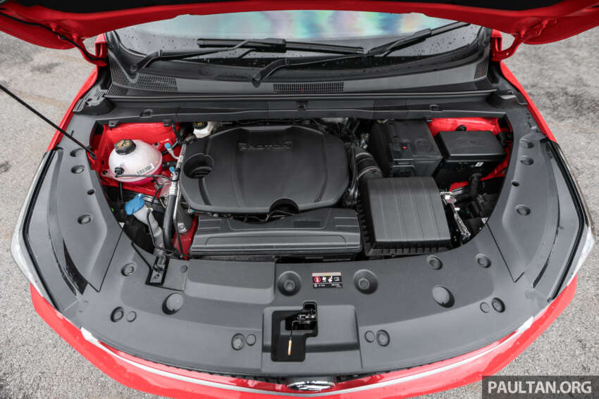 2025 Proton X50 facelift – full gallery of Flagship variant with big spoiler, two-tone interior, sunroof 1970483