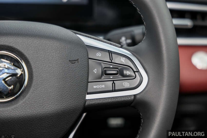 2025 Proton X50 facelift – full gallery of Flagship variant with big spoiler, two-tone interior, sunroof 1970489