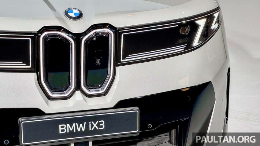 2026 BMW iX3 NA5 debuts: production Neue Klasse gets concept car looks, 805 km range, 372 km in 10min 1964815
