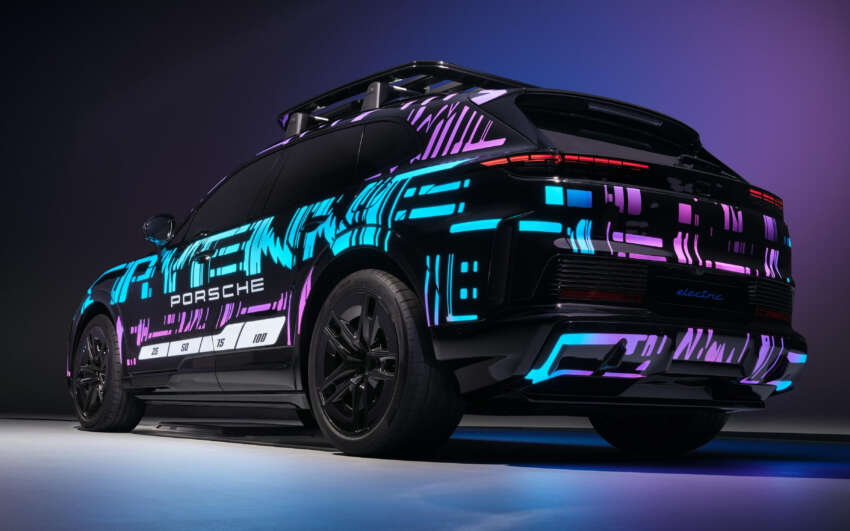 Porsche reveals 11-kW wireless AC charging tech – one-box solution to be offered for Cayenne Electric 1965238