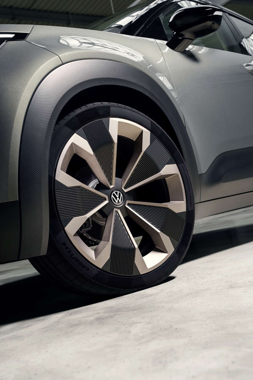 Volkswagen ID.Cross Concept debuts – electric SUV with 211 PS front motor, 420 km range WLTP 1965114